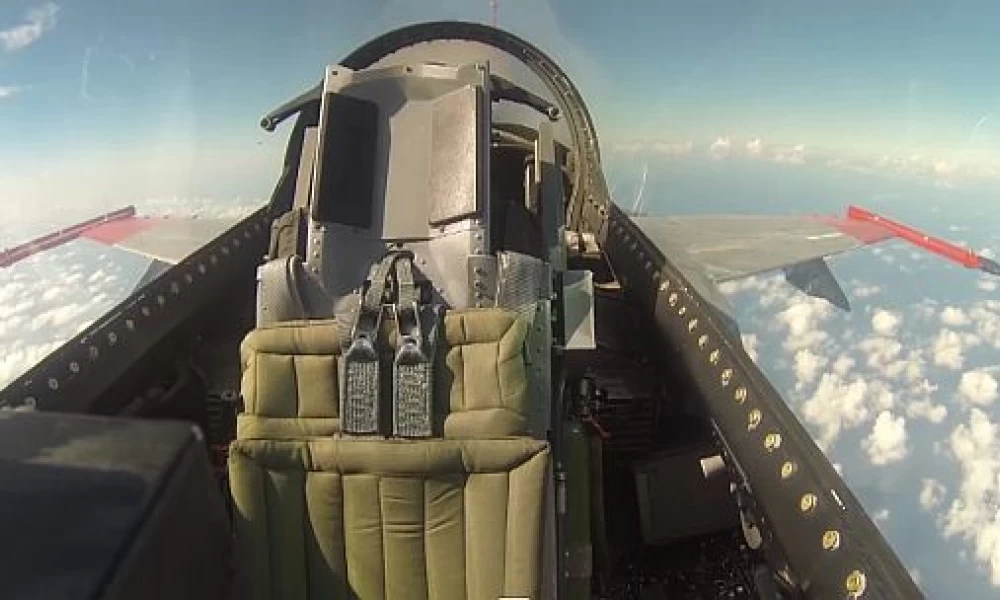 Η USAF δίνει πνοή στο θρυλικό F-16: Πτήσεις χωρίς πιλότο!